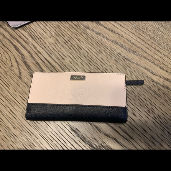 Kate Spade Laurel Reese Purse / Wallet - Picture 6 of 9
